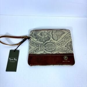 NWT Myra Bag Vintage-Inspired Eco-Friendly Wristlet